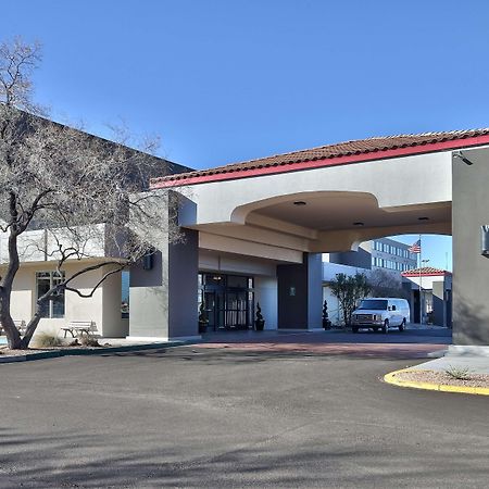 Ramada By Wyndham Albuquerque Midtown Hotel Exterior photo