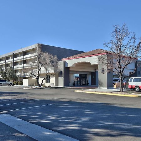 Ramada By Wyndham Albuquerque Midtown Hotel Exterior photo