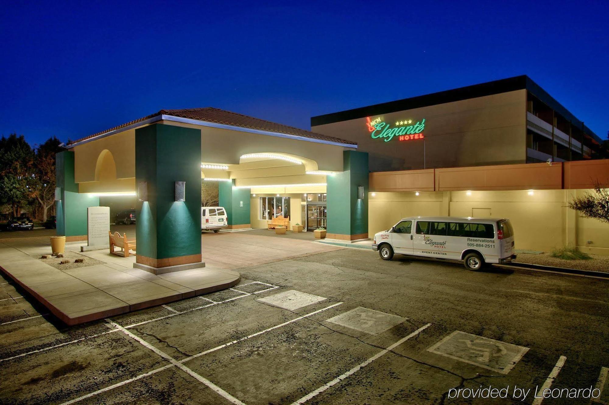 Ramada By Wyndham Albuquerque Midtown Hotel Exterior photo